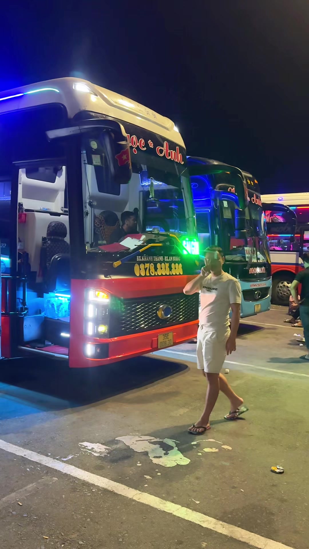 @Nhà Xe Ngọc Anh