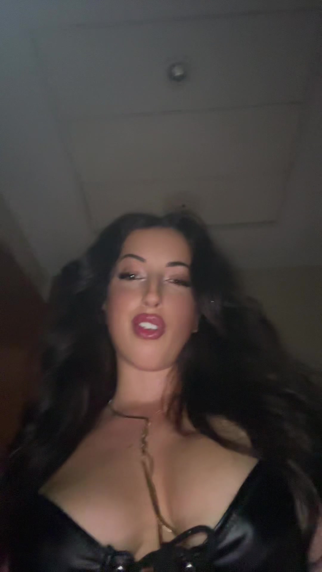 @EmanuelaLindY