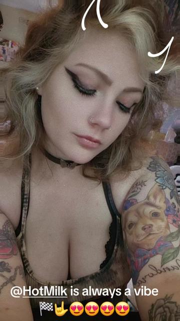 @HayleyCakes
