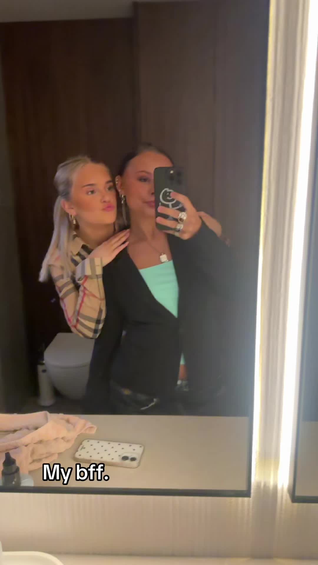 @Kristjanavera✩