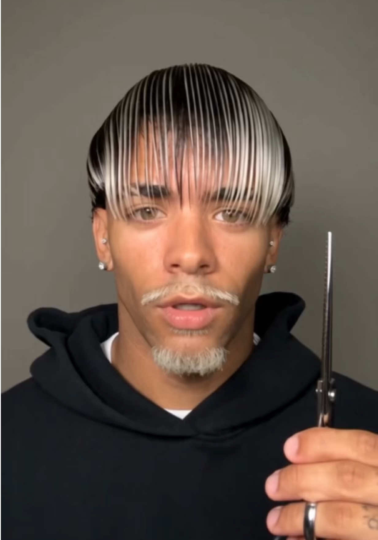 @CAPCUT