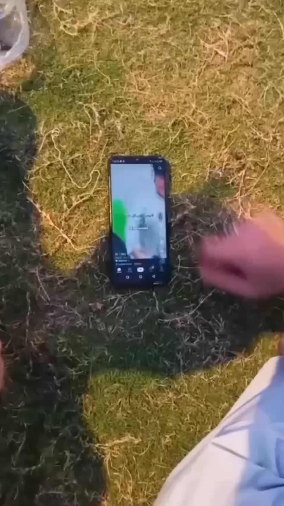 @️