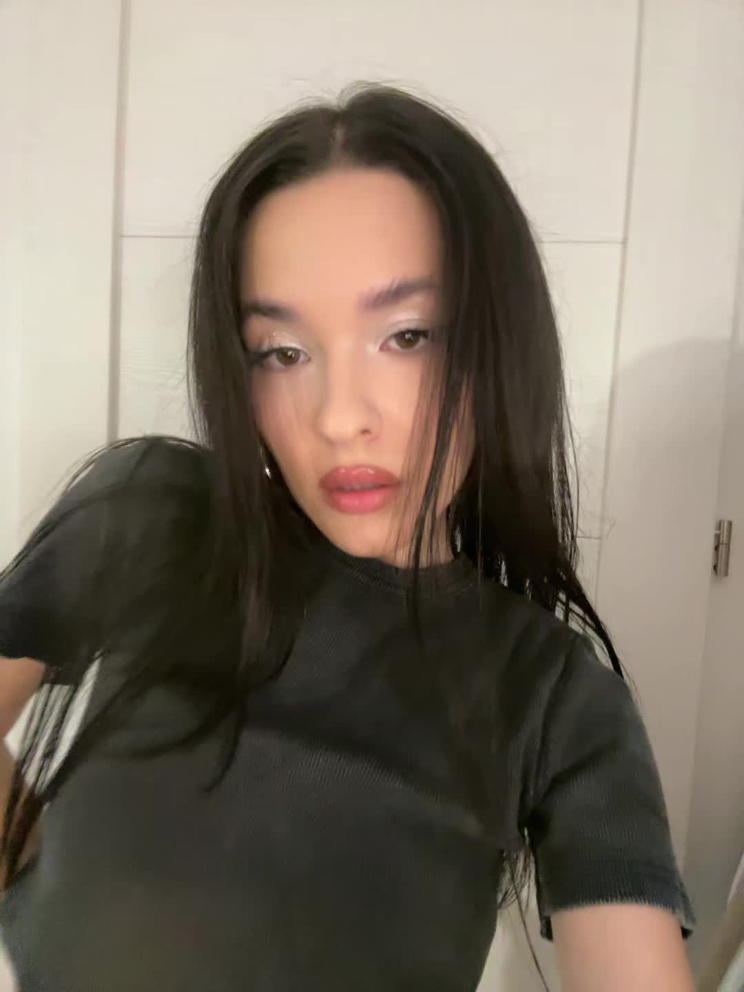 @miriam2