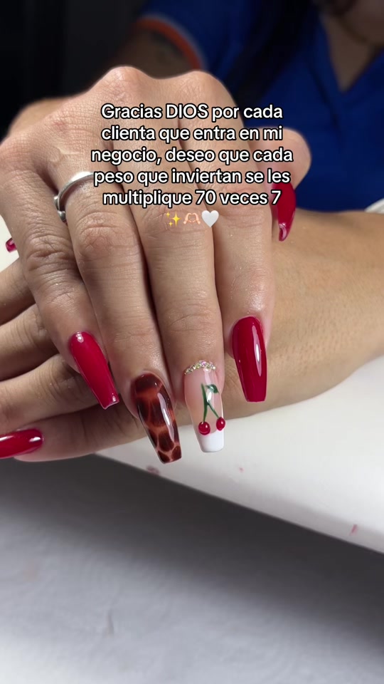 @uñaskaty