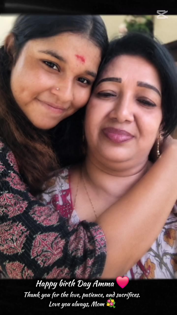 @💙👻janani kanmani👻💙