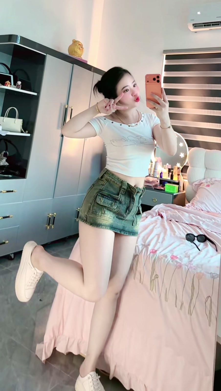 @💫😻Hiền S&acirc;u 🐛💫