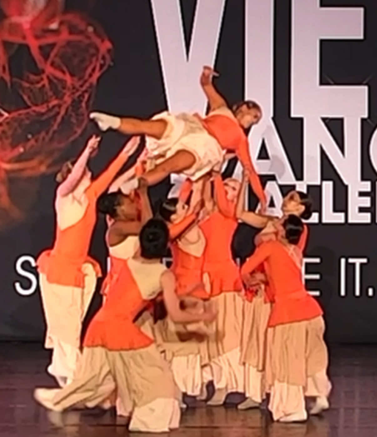 @VIEW Dance Challenge