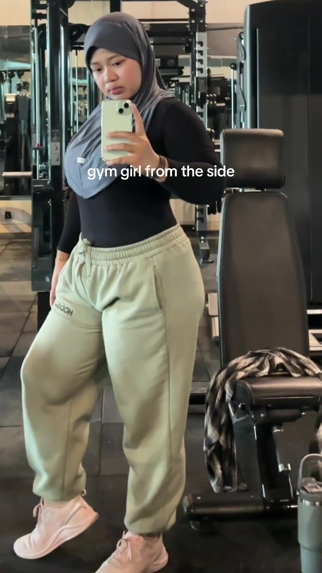 @measllaura