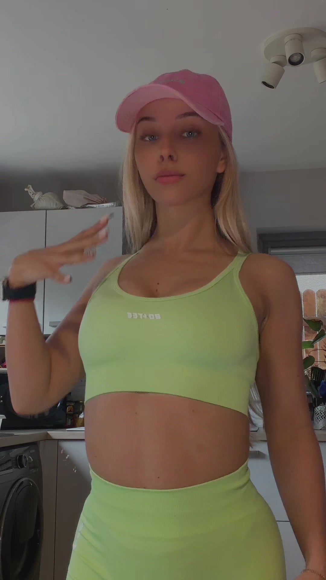 @Vik 👑