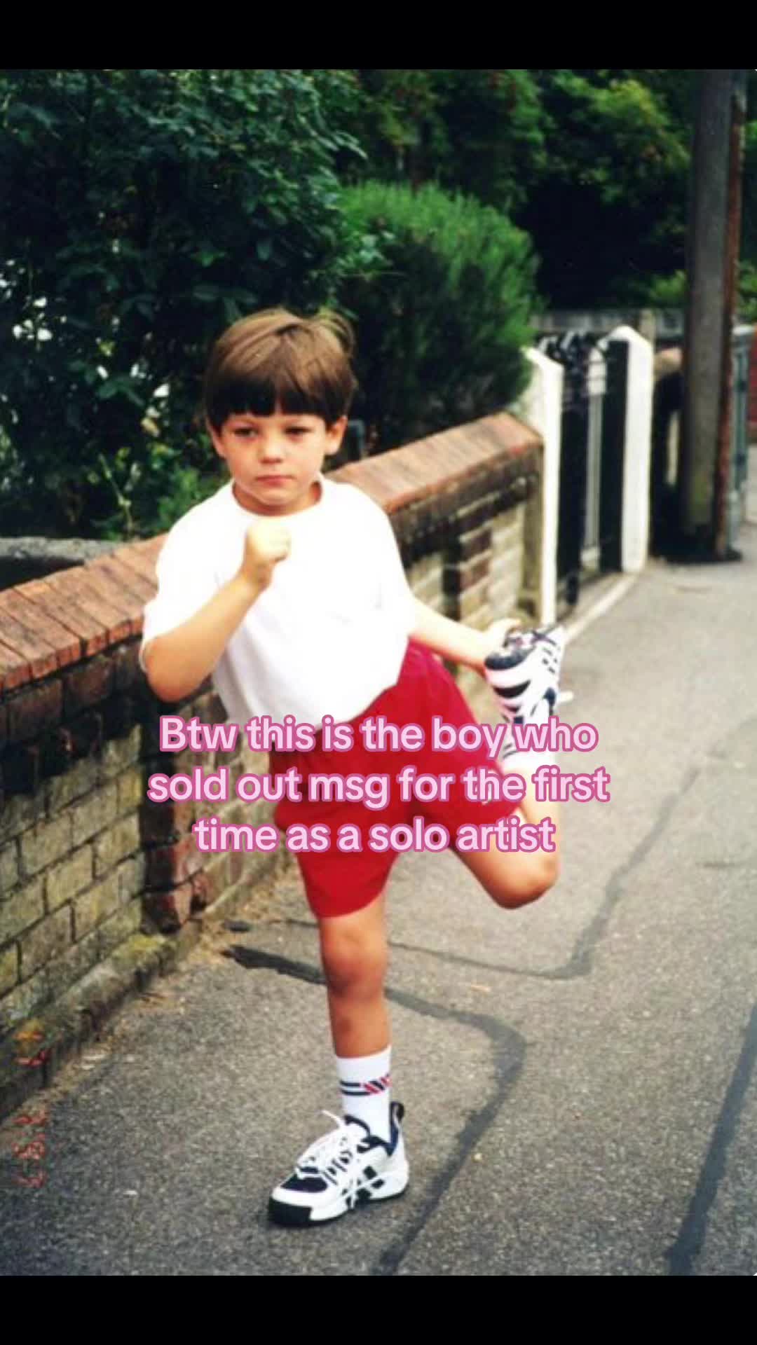 @Courtney Tomlinson 🍋🪩🍒🎸