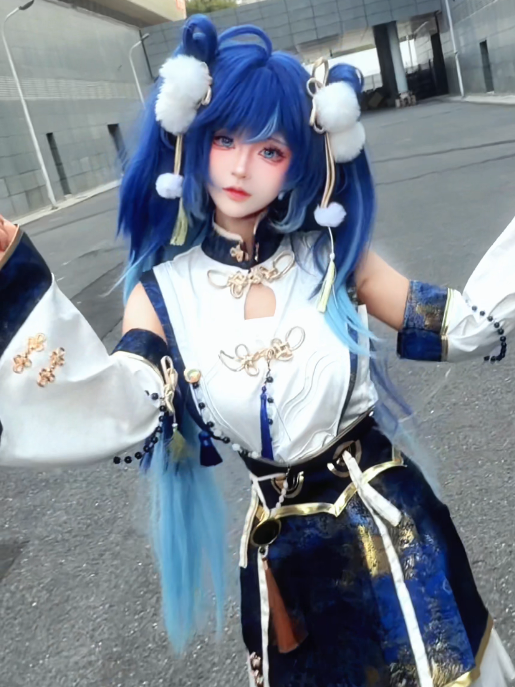 @LovelyWaifu
