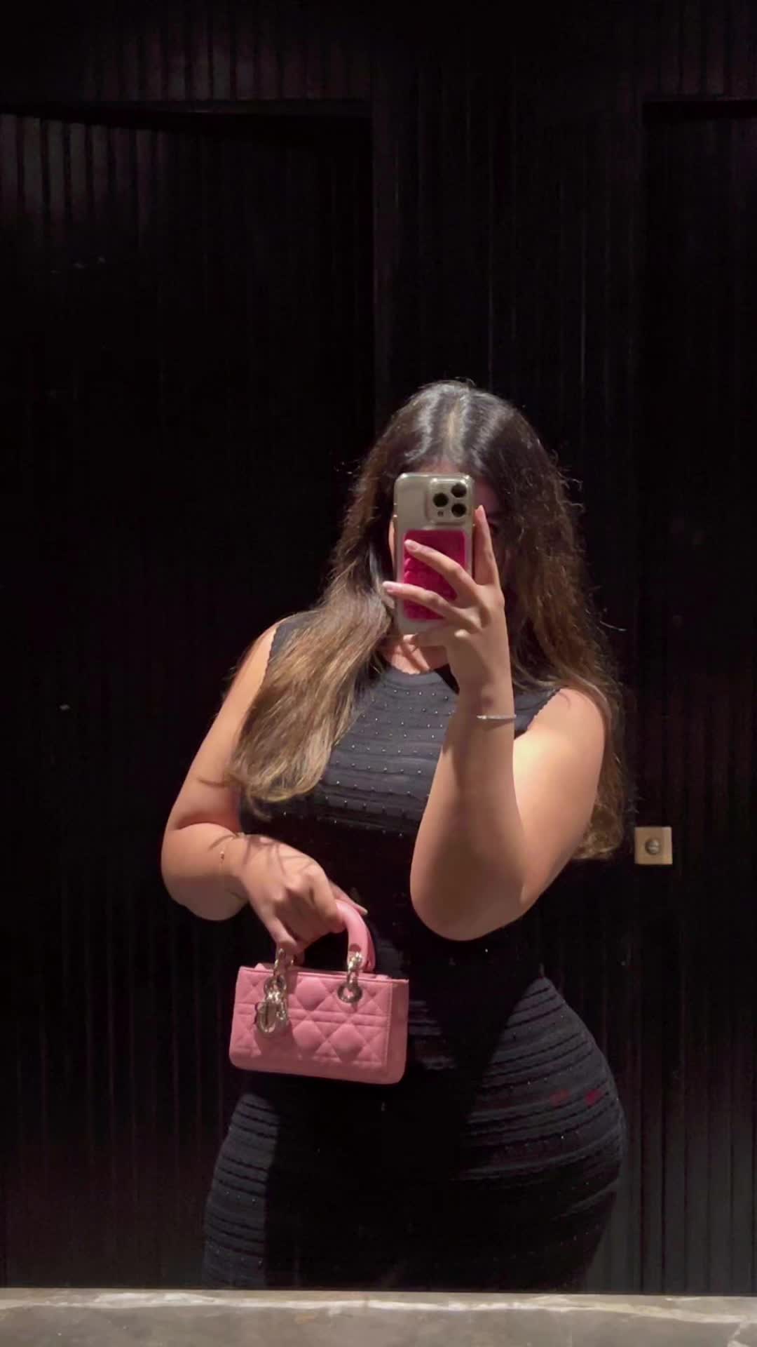 @M 🤎