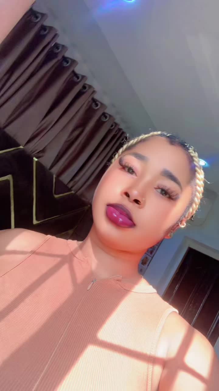 @Iremide_wears