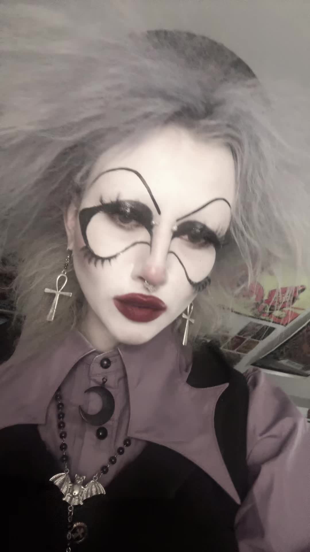 @dollygoth666