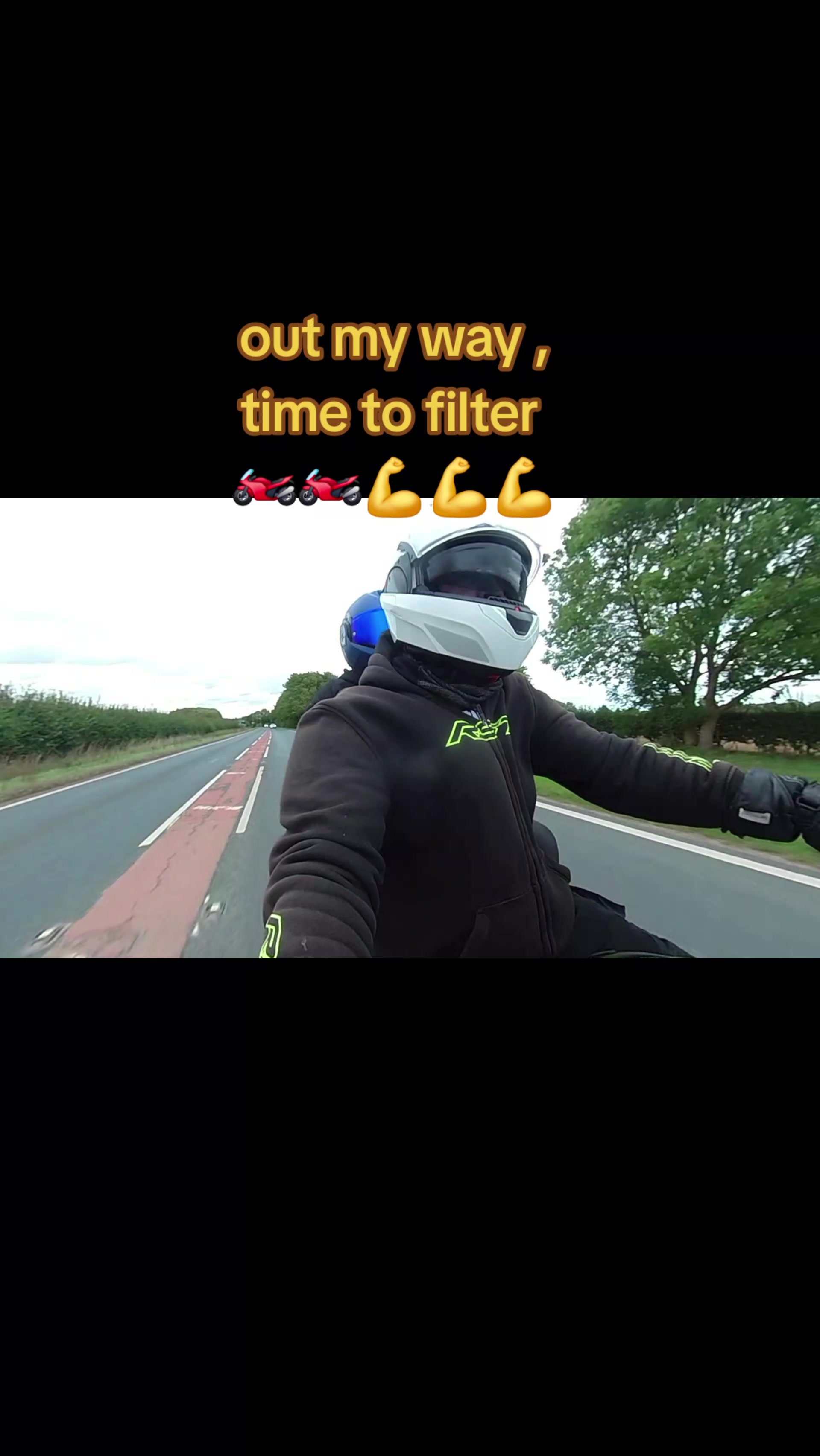 @kwaki💙🖤JL🤍🖤