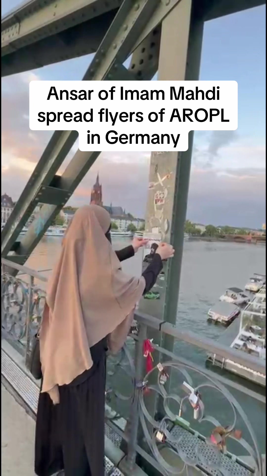 @TheAhmadiReligionofPeace&Light