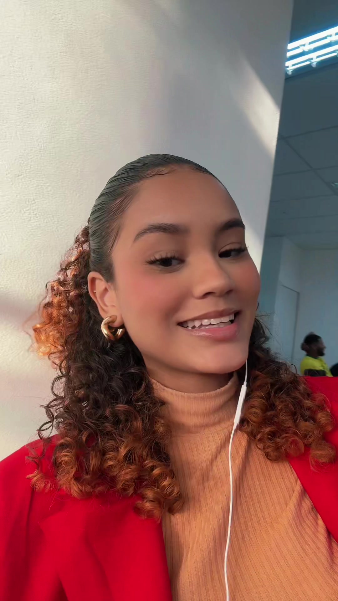 @Mila Freitas🦊