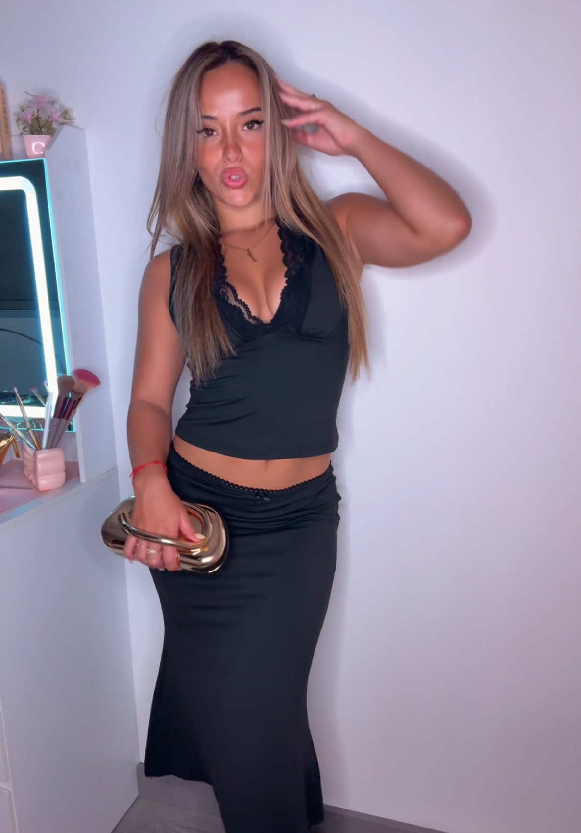 @ainaramarqueezz