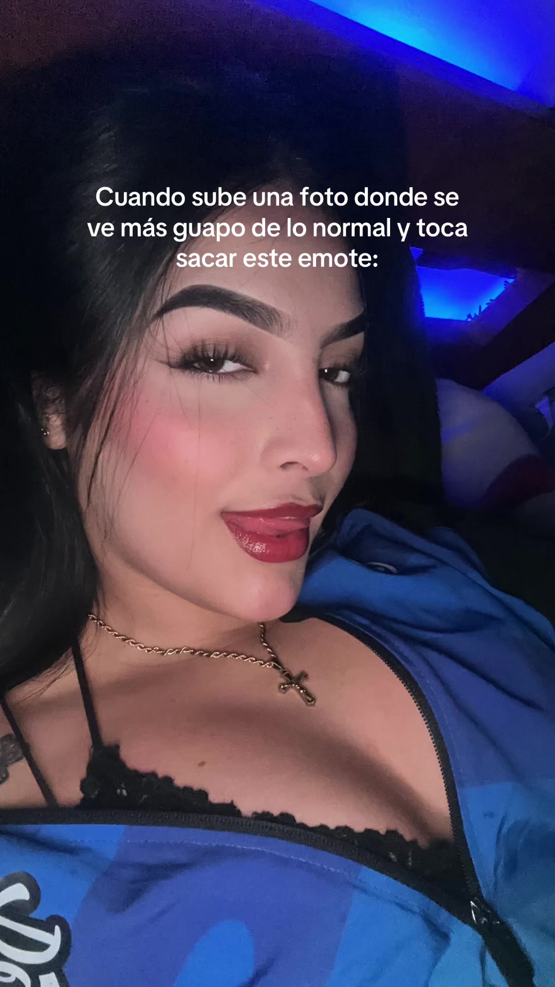 @anivaleencia