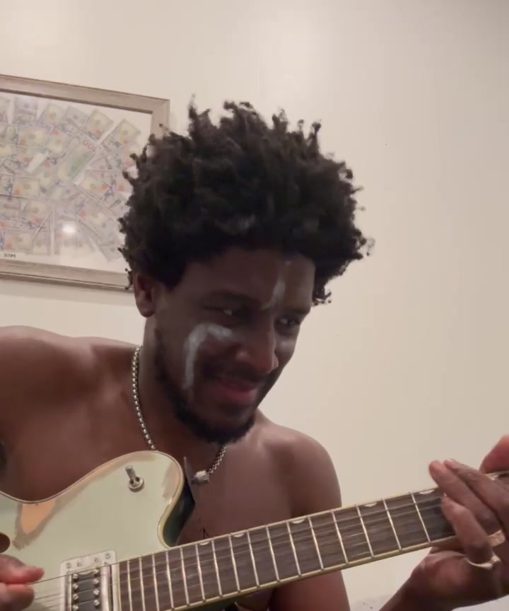 @Labrinth