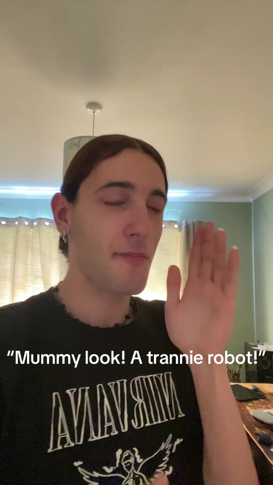@3LLS