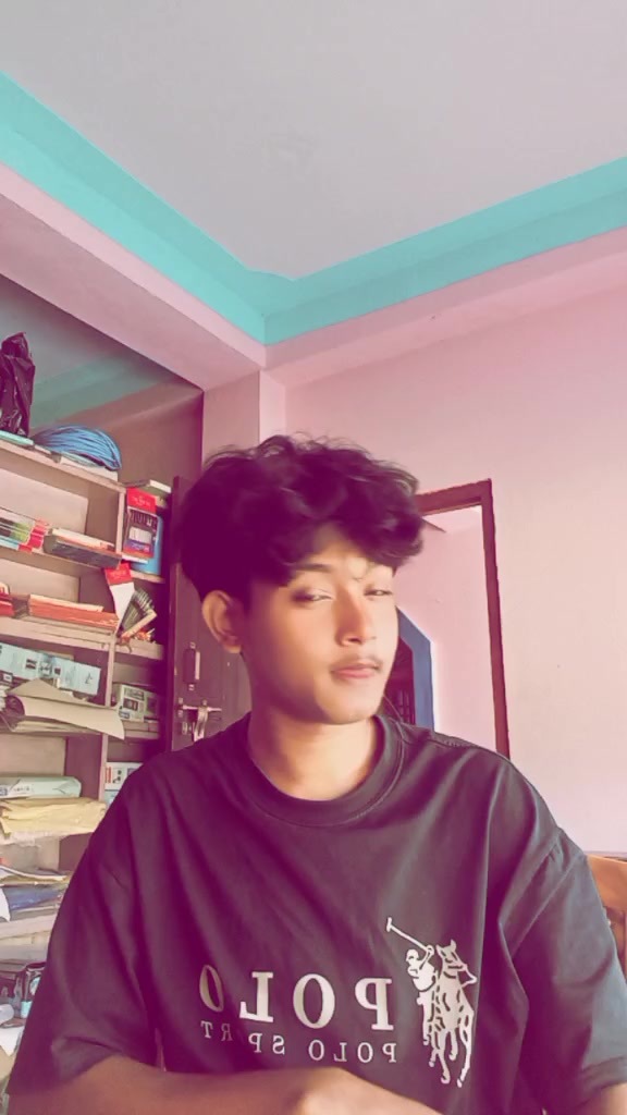 @Bãcchù chy 🫅🐼