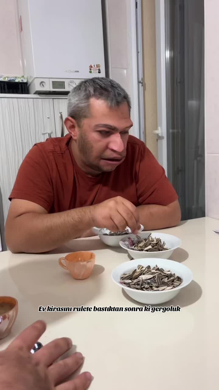 @theozlmm