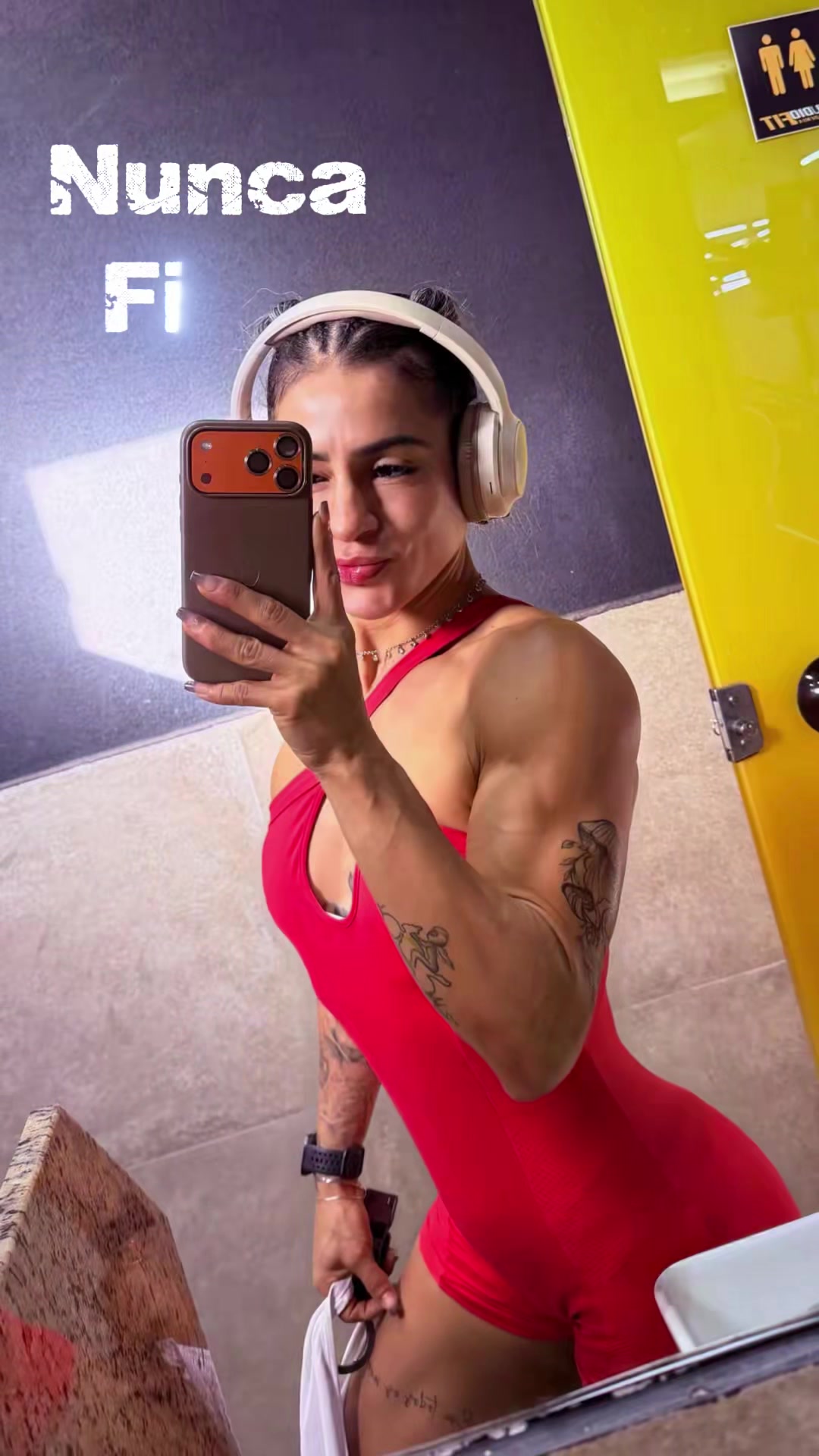 @clessianee