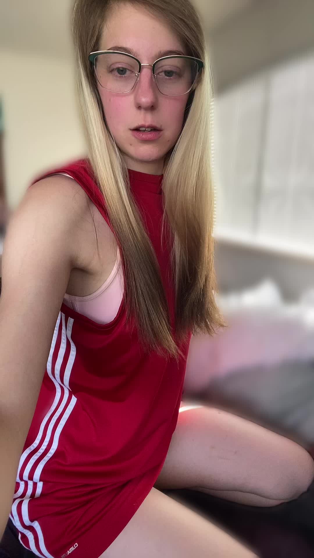 @Cosmic_Axolotl_Queen420