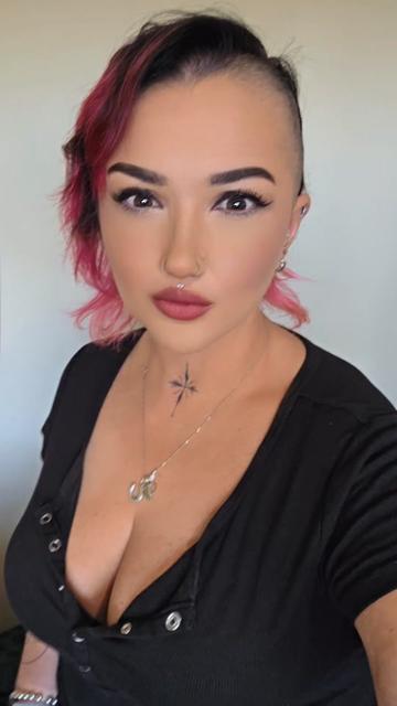 @PotatoWithLipstick
