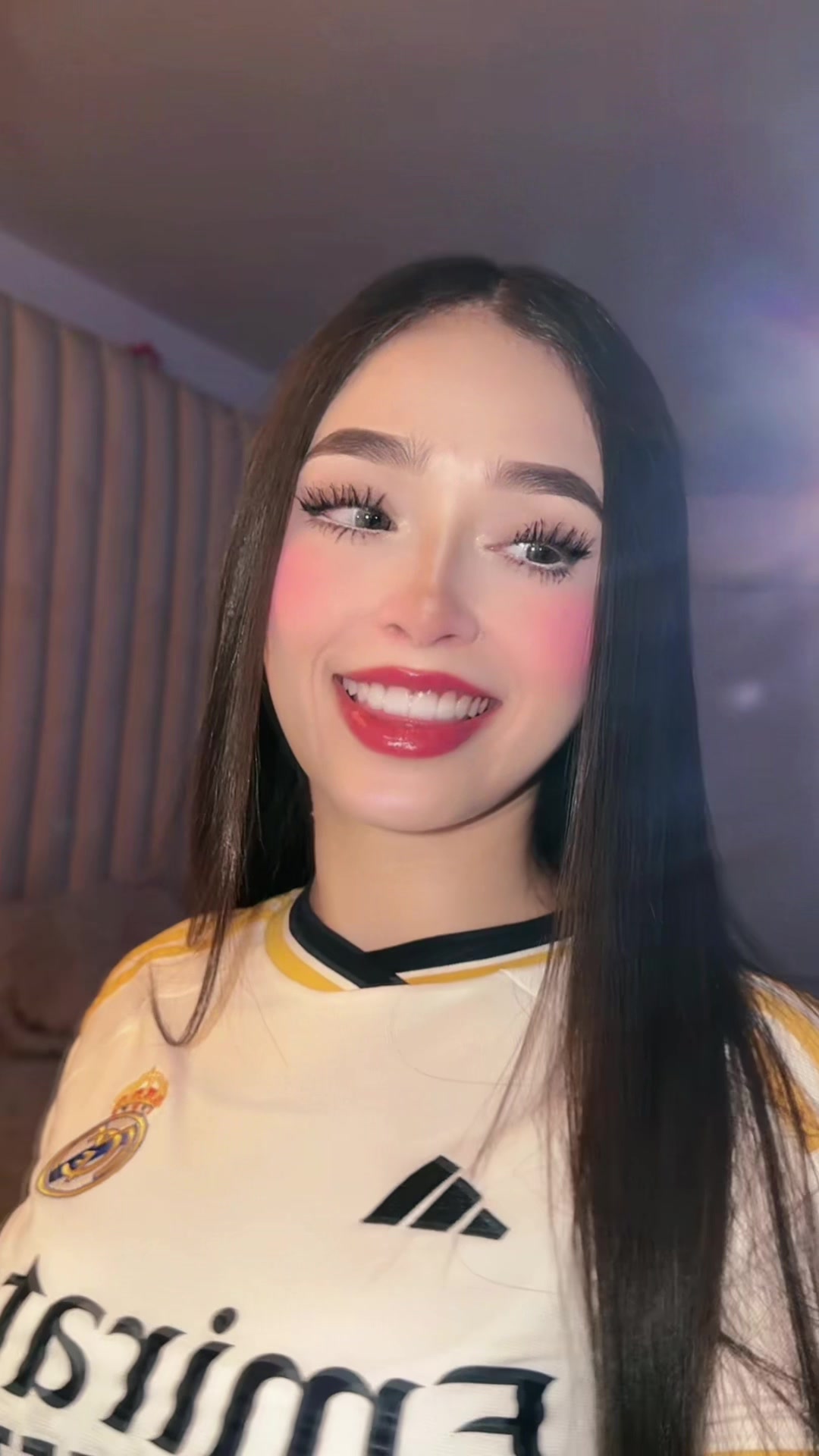 @yajanaaa