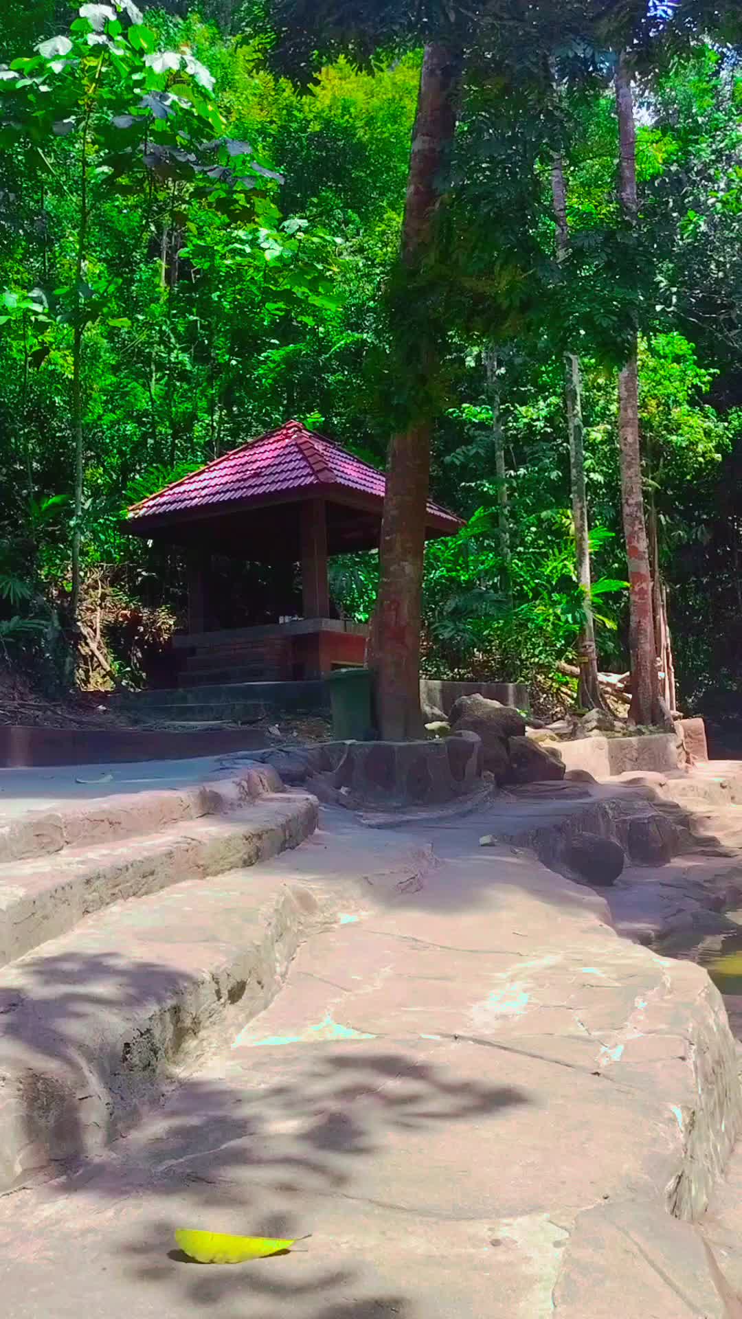 @Naing Naing🇲🇲🇲🇾{ကိုနိုင်}