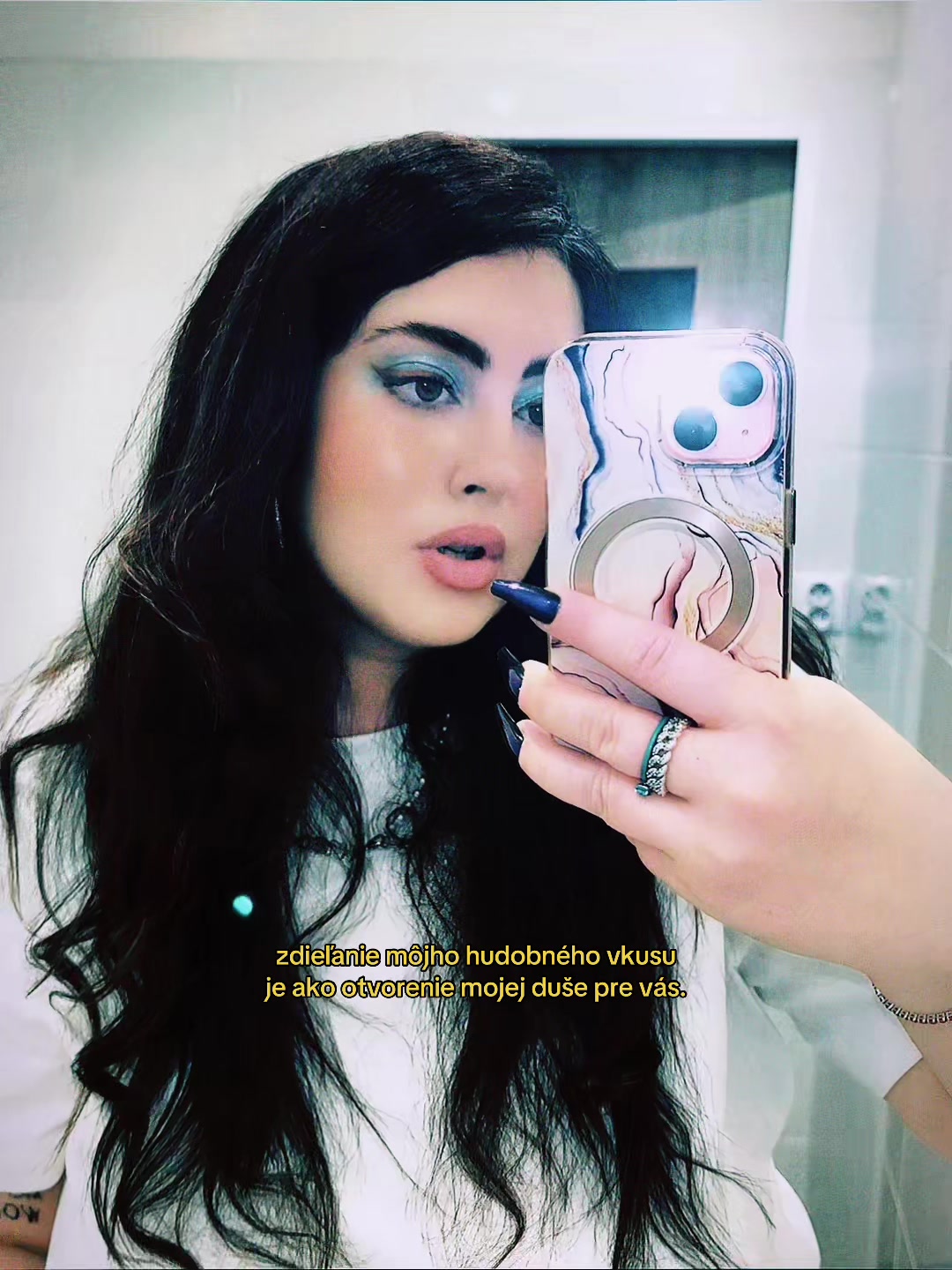 @✨🦋Warholka🦋✨