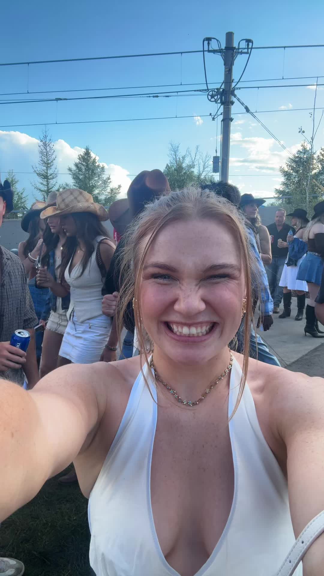 @Cassidy Gray🇨🇦