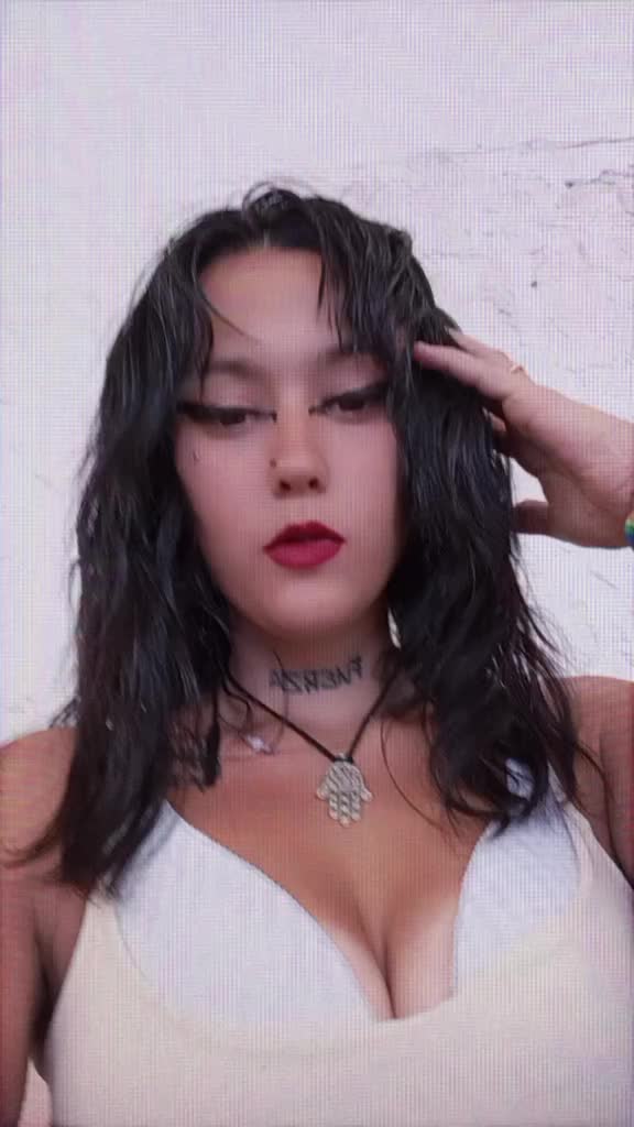 @laa_neenaloka