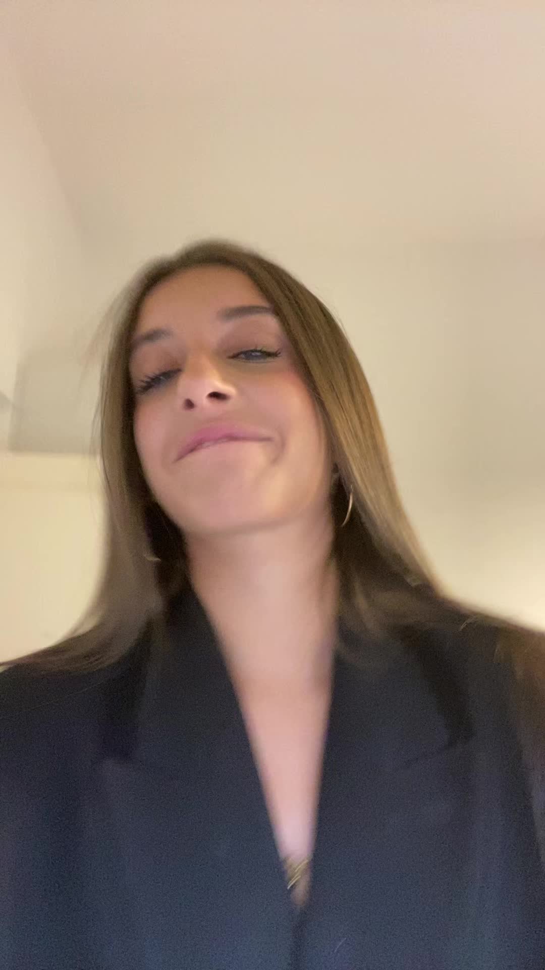 @Inés