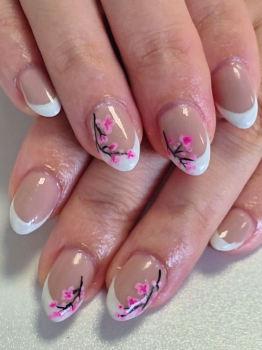 @Nailsbyrachel323