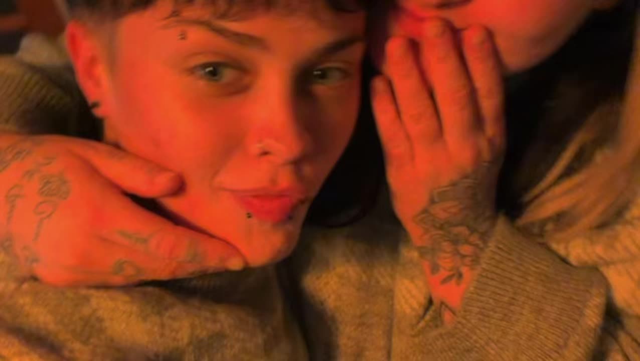 @A🖤.