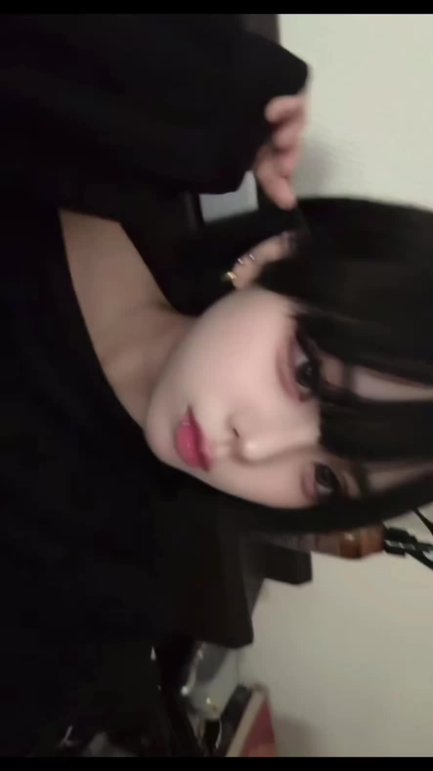 @らな