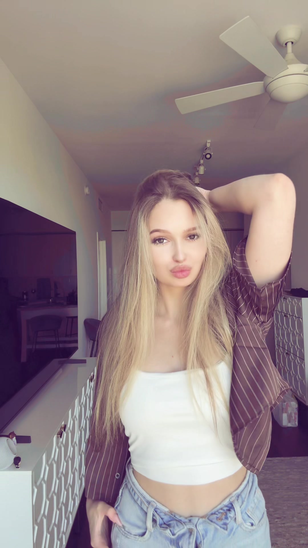@karina