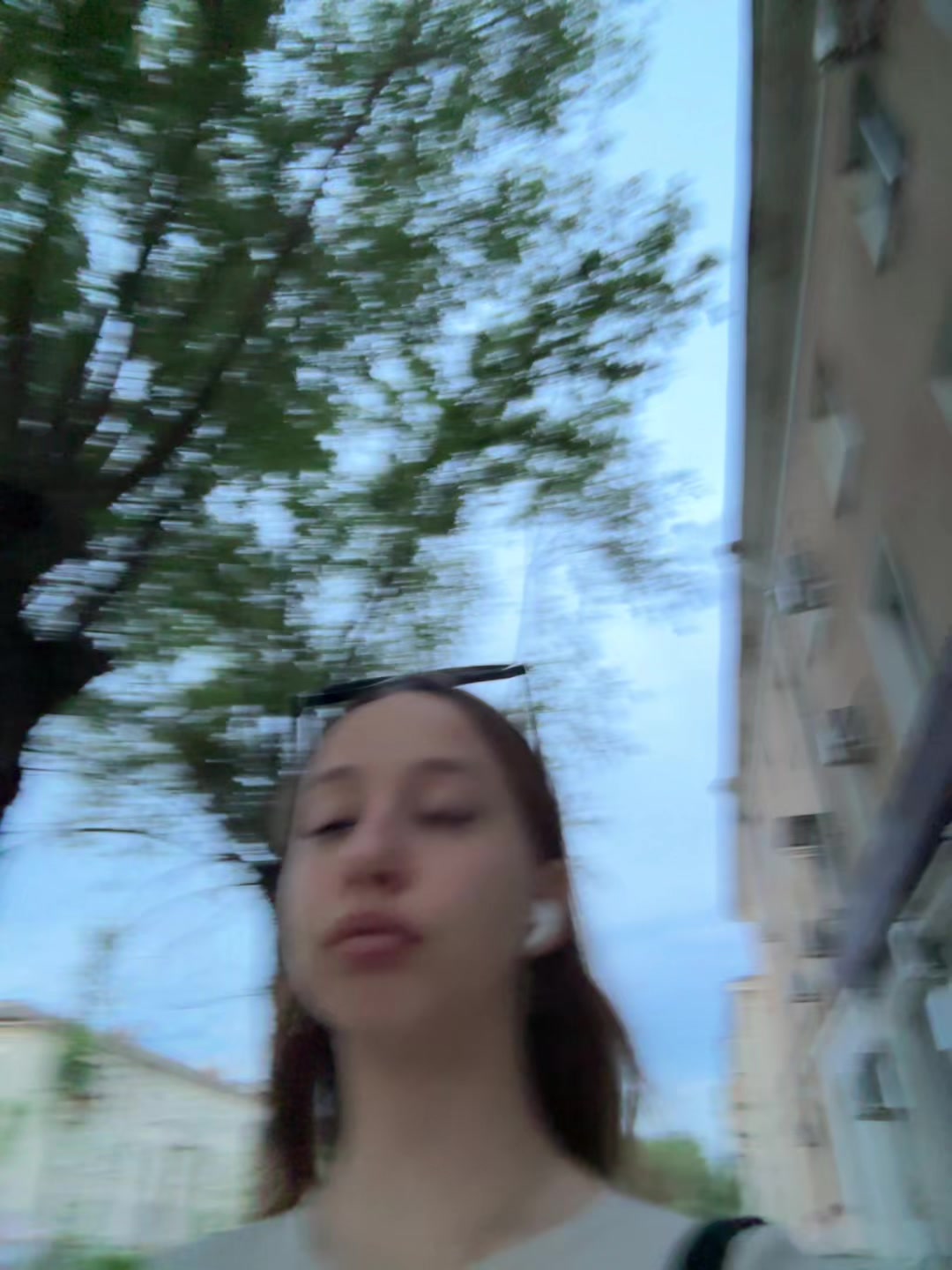 @poly978_