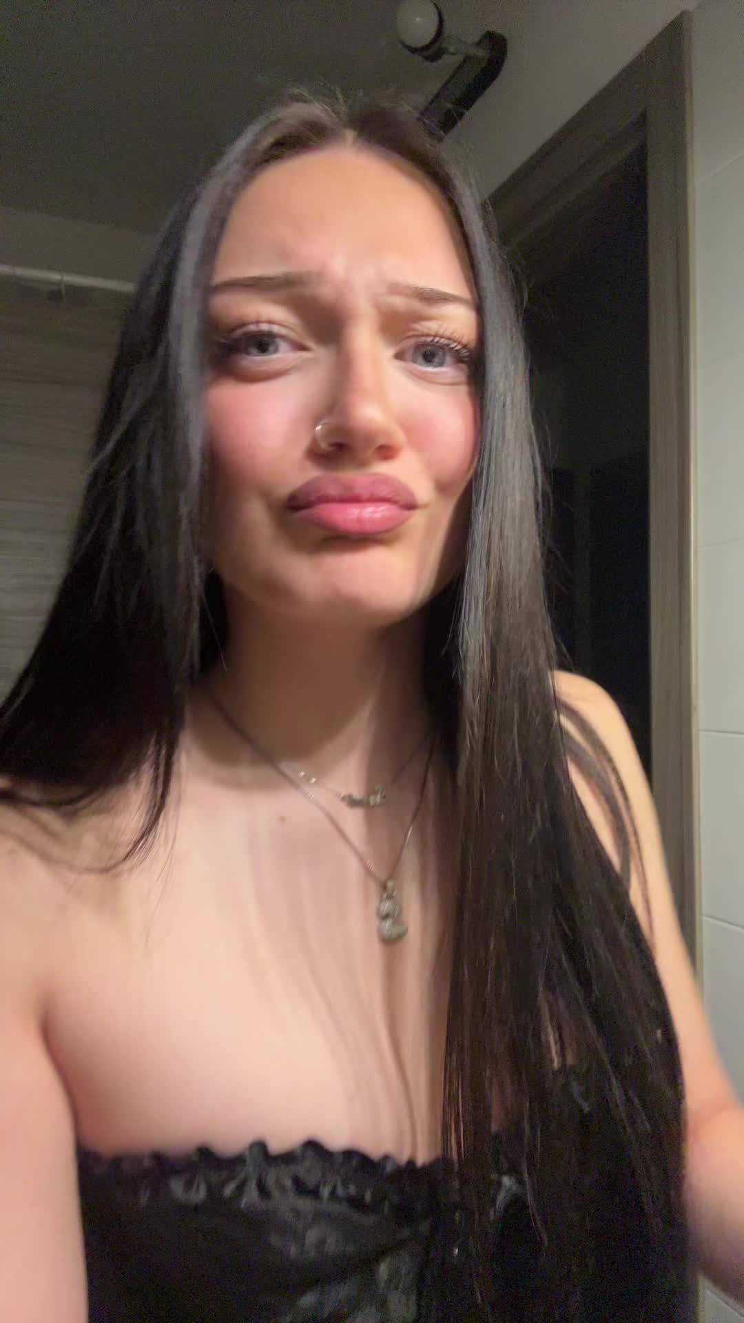 @stillthatsara