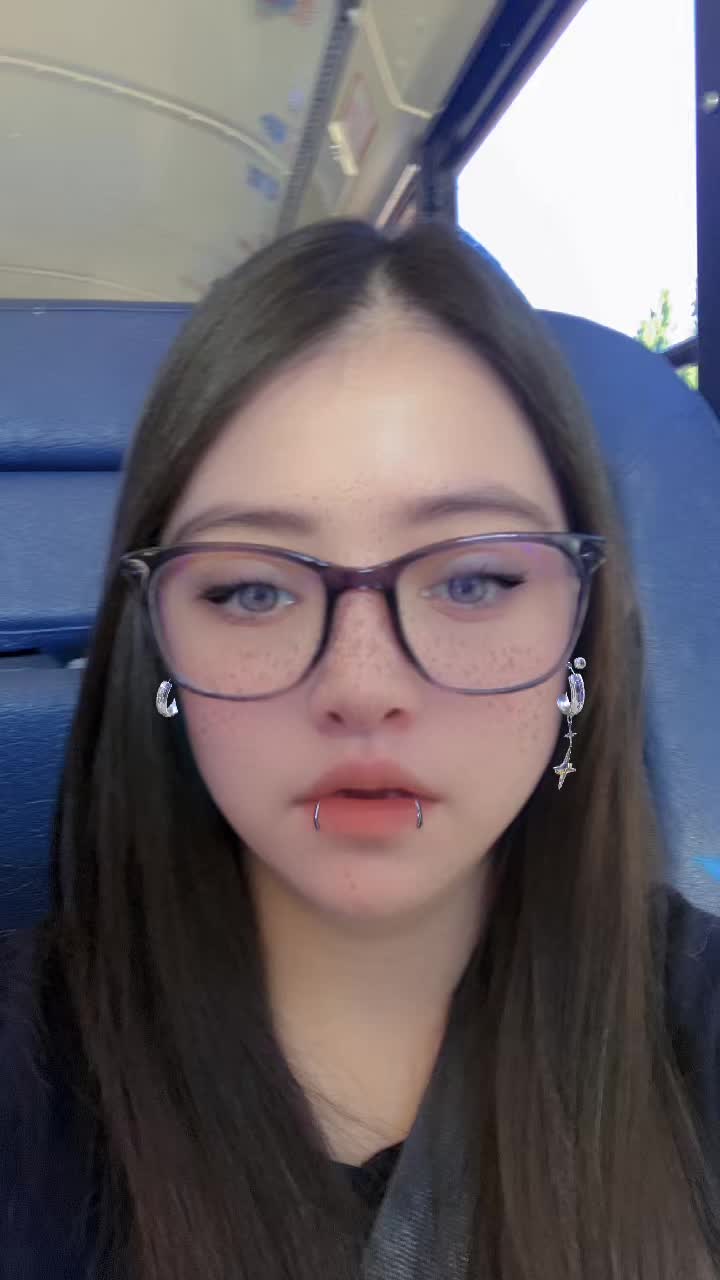 @queenoftiktok372