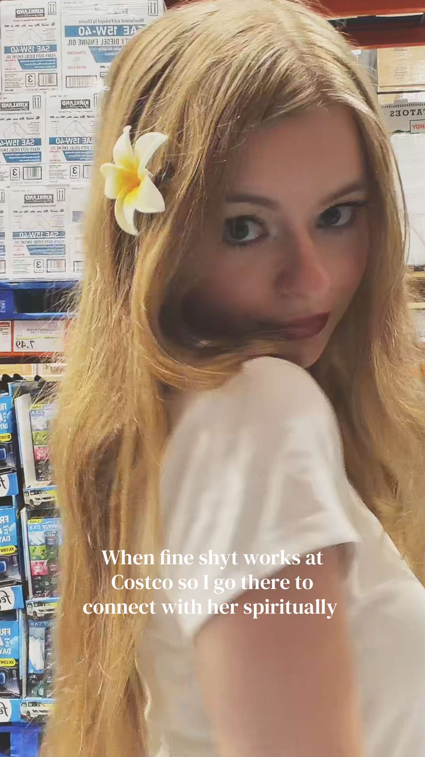 @𝑀𝑜𝑜𝑛 ❀