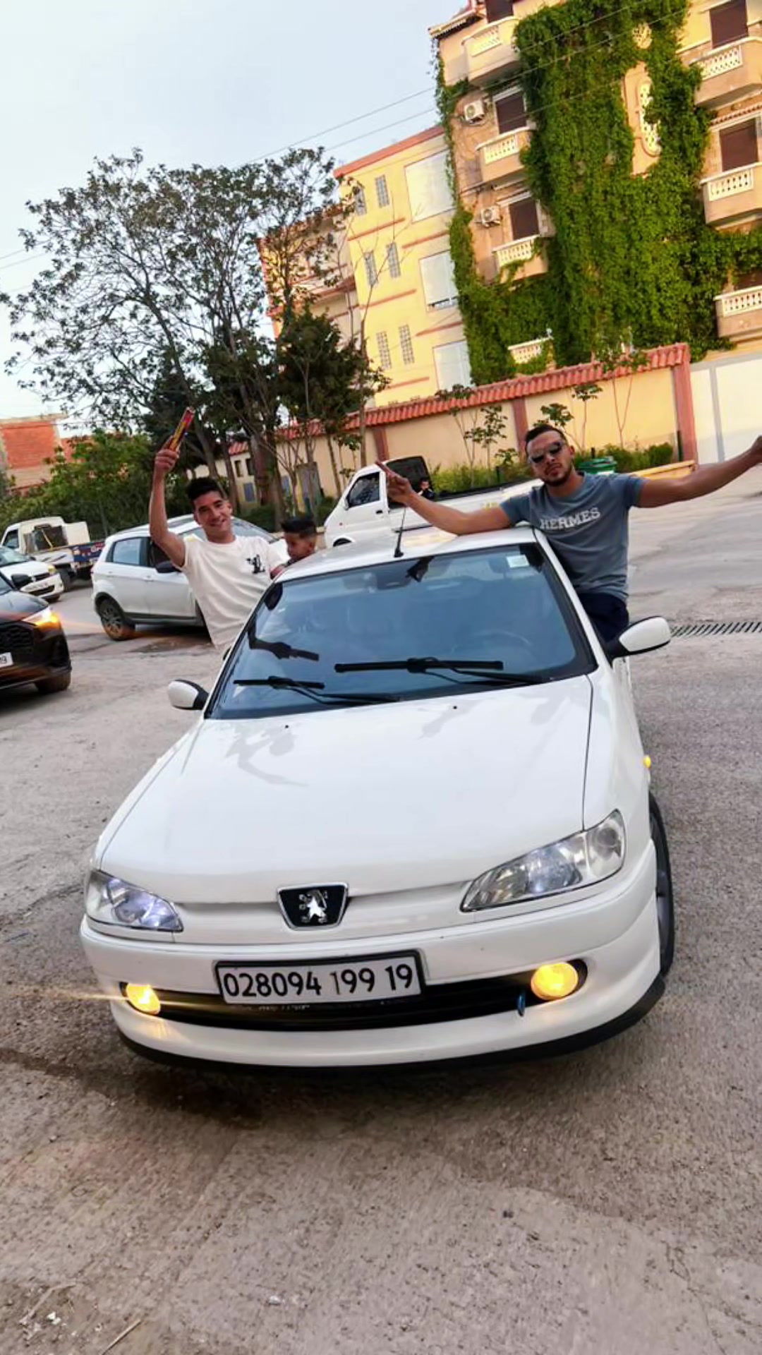 @razok