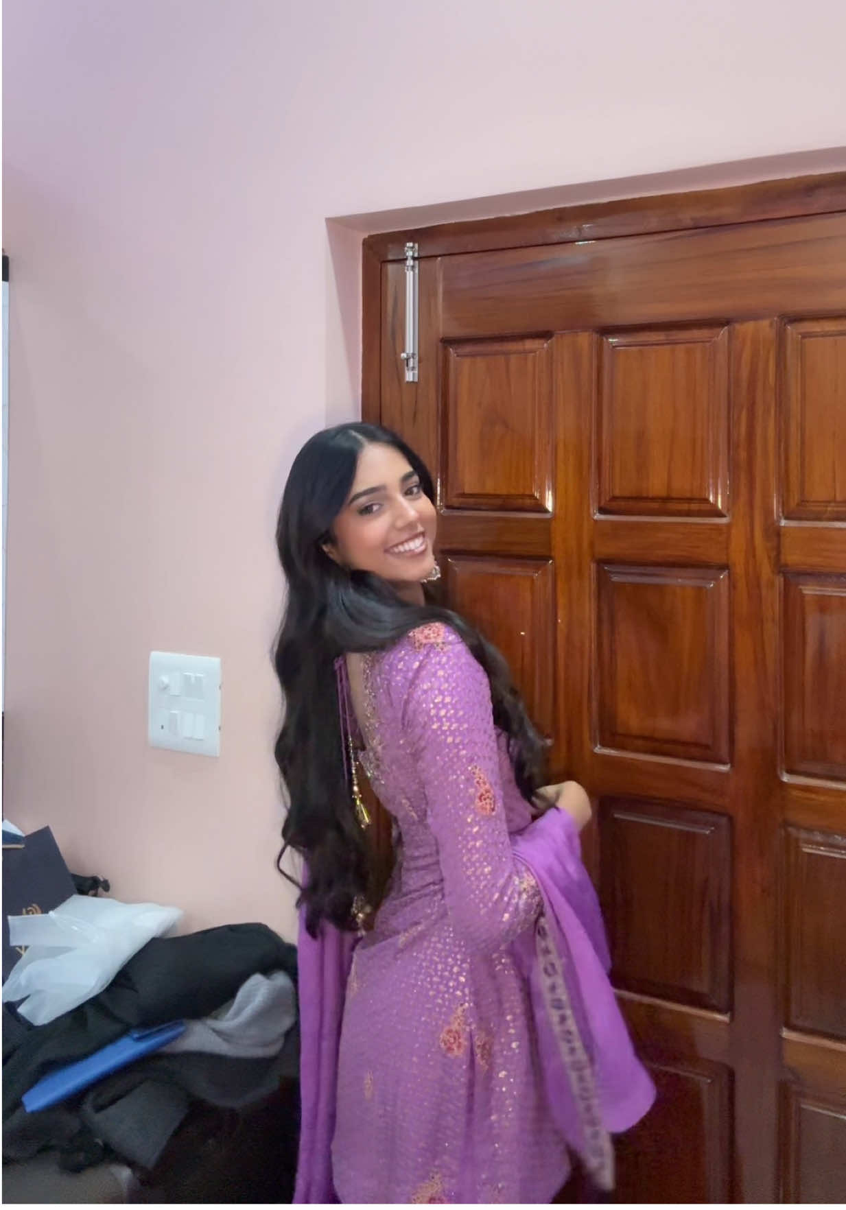 @simran🧸