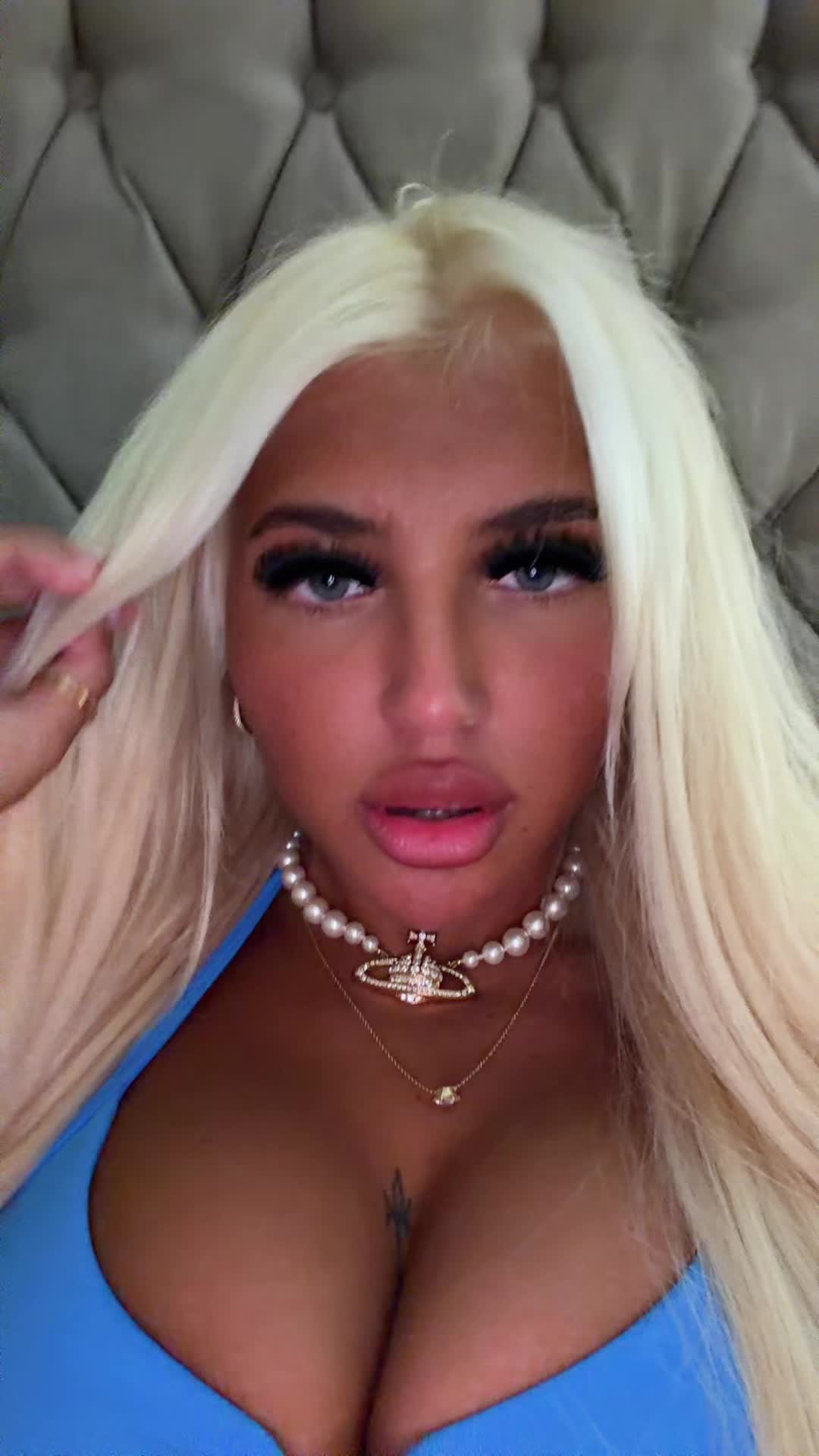 @Erin 🍒🫦🐆
