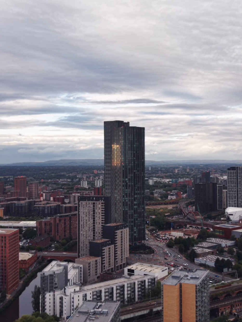 @AirMCR_
