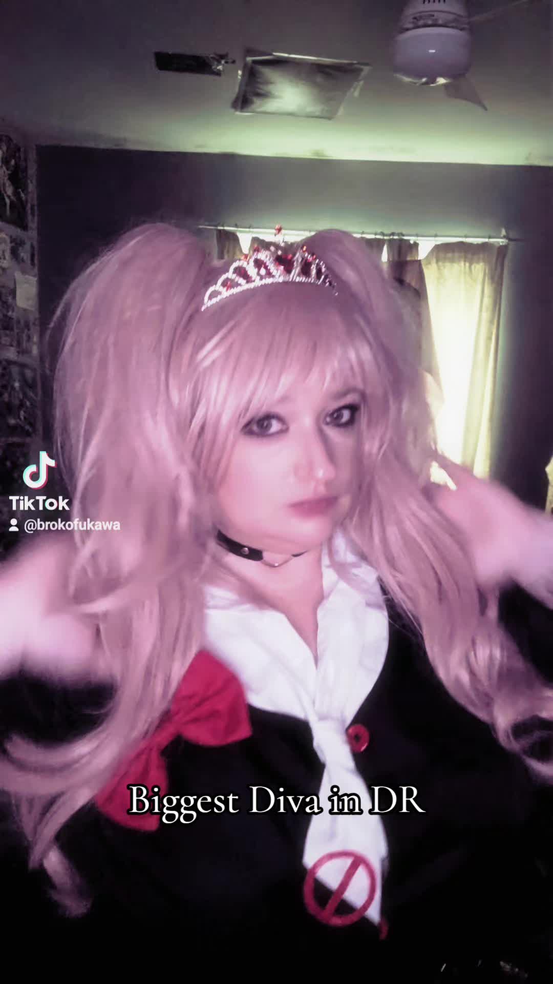 @💖TheCosplayWife💖