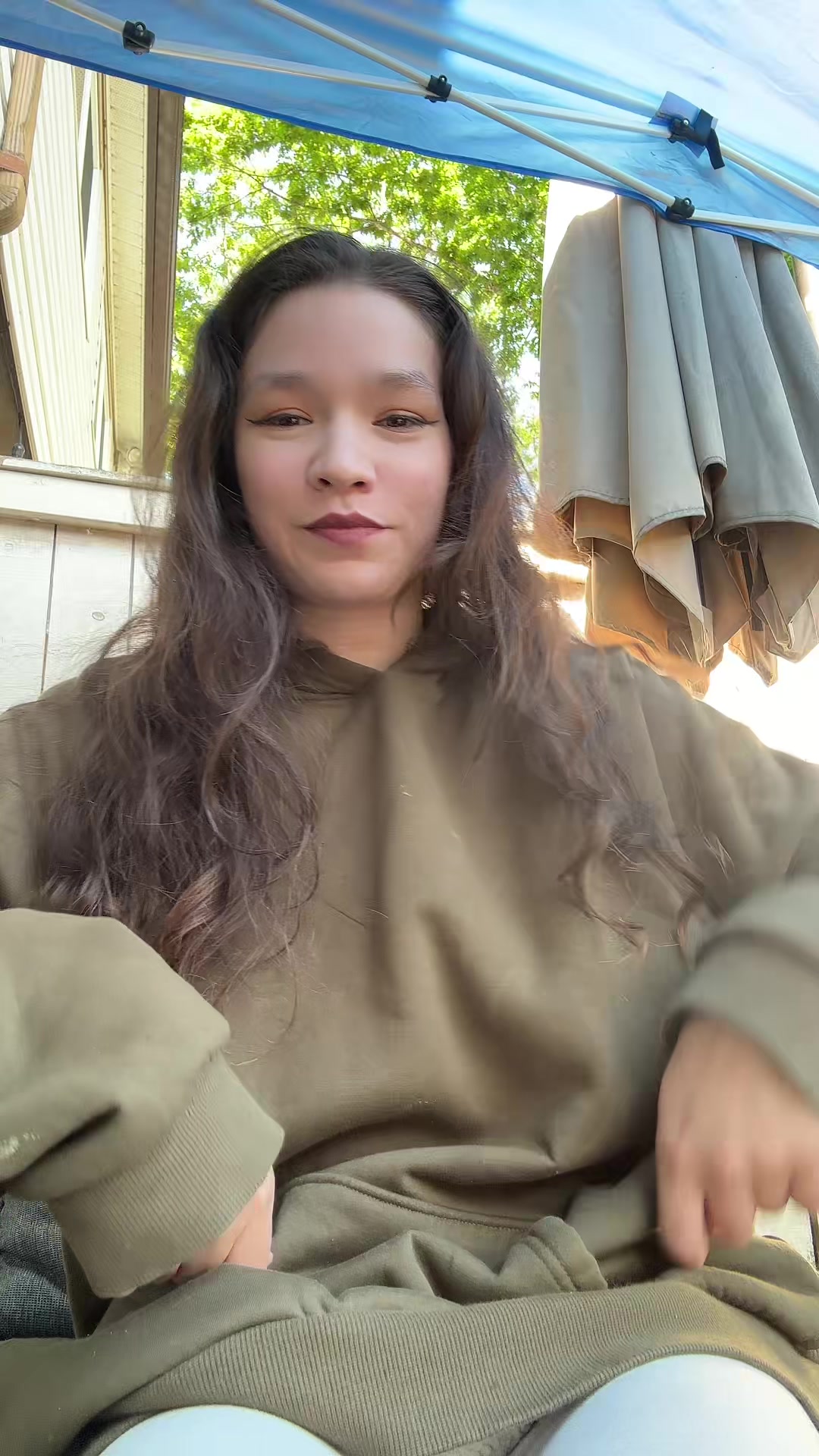 @Hb
